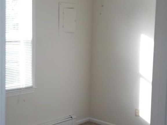 5th image of 319 Summer Franklin Ave