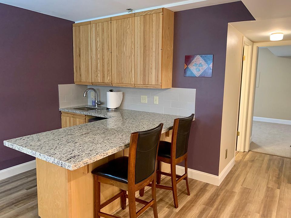 Newly remodeled kitchen.