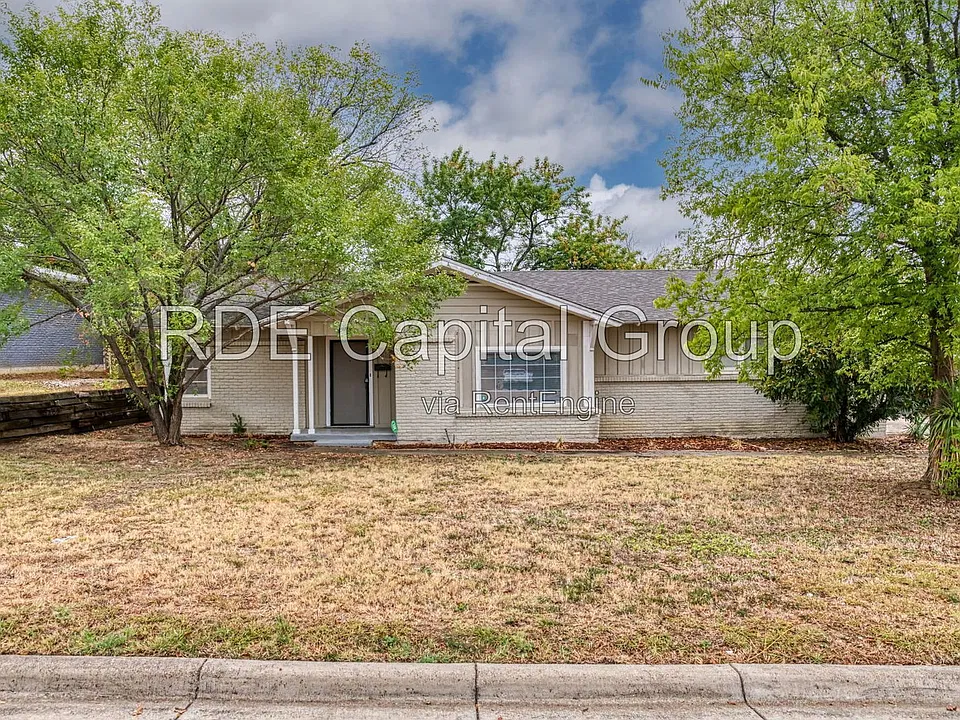 1604 Weiler Blvd
