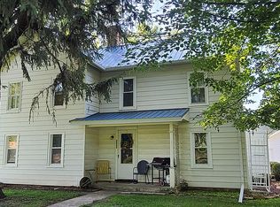 29909 Penrose Rd, Sterling, IL 61081