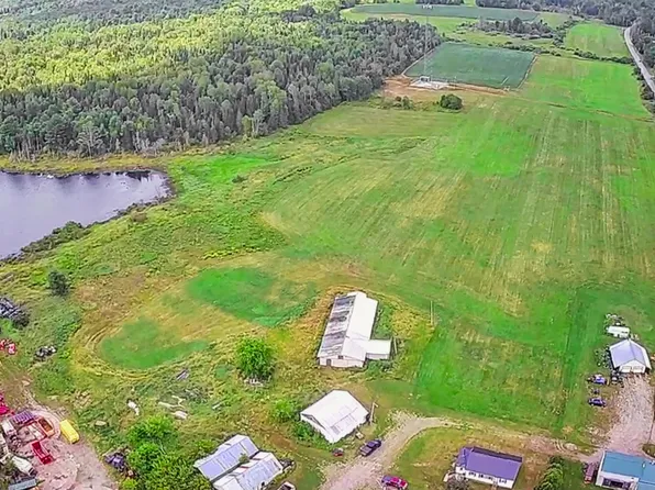 18 Johnson Flat Road, Burnham, ME 04922