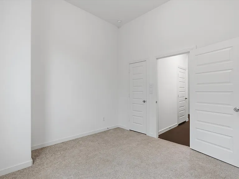 1711 Temperance Way — Photo 12