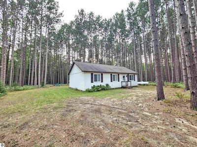 278 Lund Rd SE, Fife Lake, MI, 49633