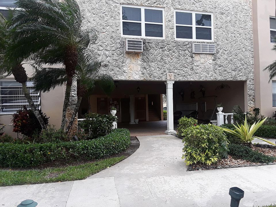 1st image of 3430 NW 52nd Ave APT 107