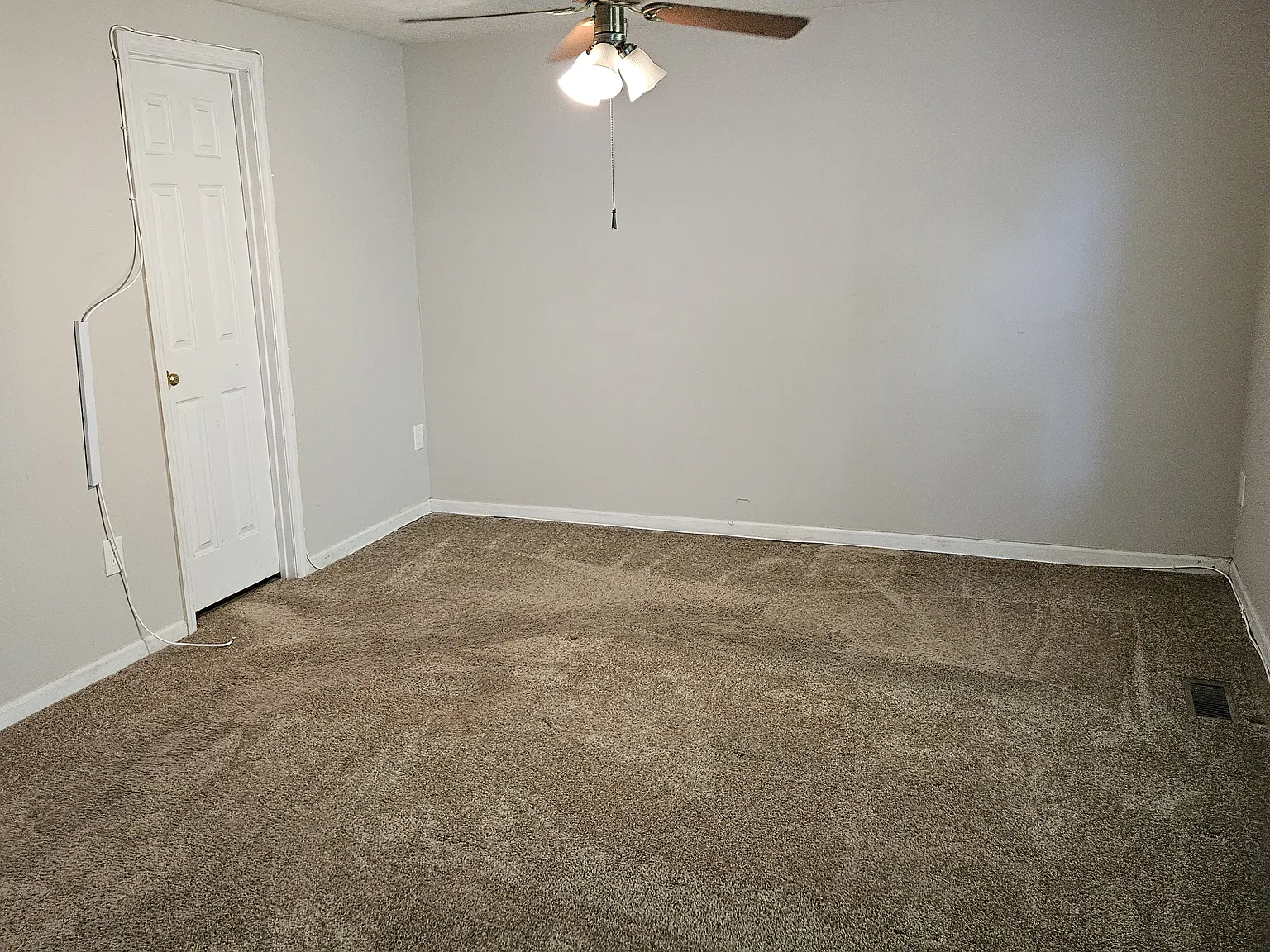 3 bed, 1138 sqft, $2,750 — Photo 4