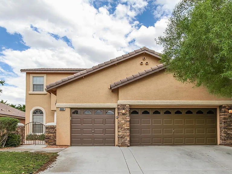 10602 Bonchester Hill St — Photo 1