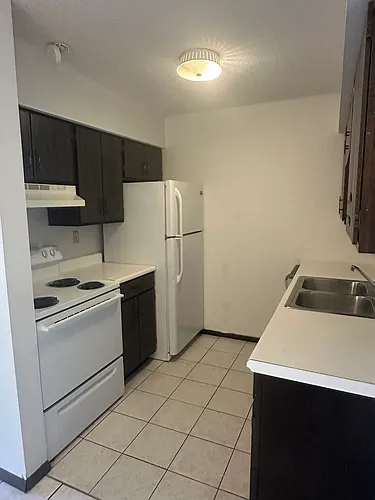 248 E Oak Cliff Ct #5 Photo 1