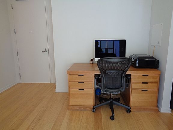 2nd image of 88 Townsend St APT 427