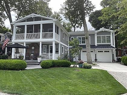 1st image of 526 Elm Ave