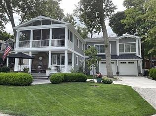 526 Elm Ave, Lakeside Marblehead, OH 43440
