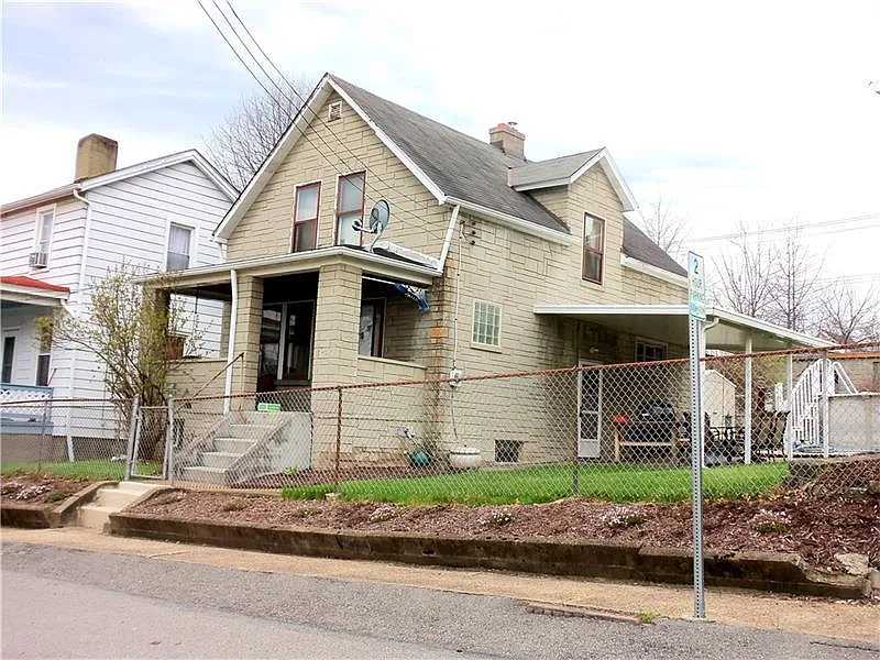 502 Church St photo 1