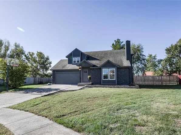 459 N Cherry St, Gardner, KS 66030