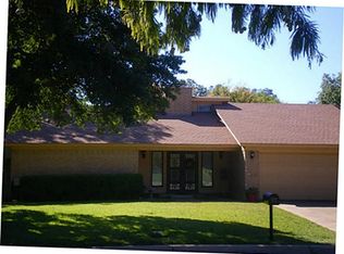 3325 Wayland Dr, Fort Worth, TX 76133