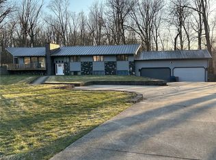 1514 Spruce Ct, Niles, OH 44446