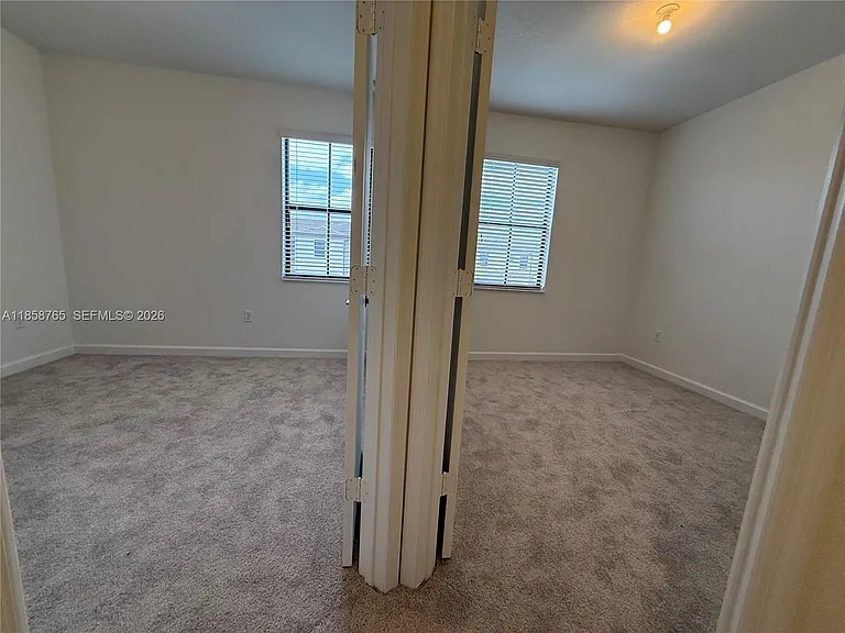 12920 SW 233rd Ter — Photo 8