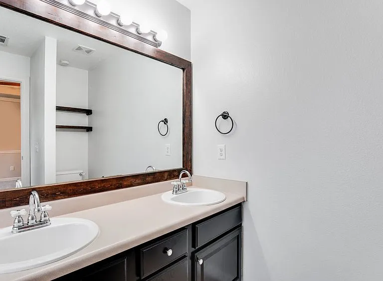 6820 Cutter Ct — Photo 13