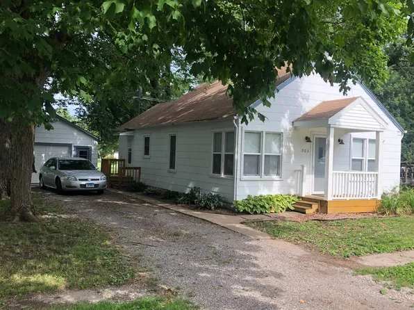 503 Main St, Golden, IL 62339