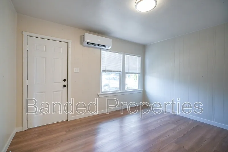 1 bed, 1.0 bath, 650 sqft, $1,095 — Photo 4