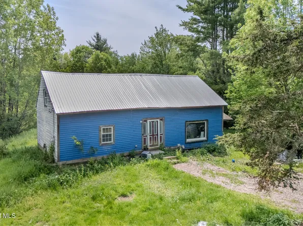 328 North Road, Averill Park, NY 12018