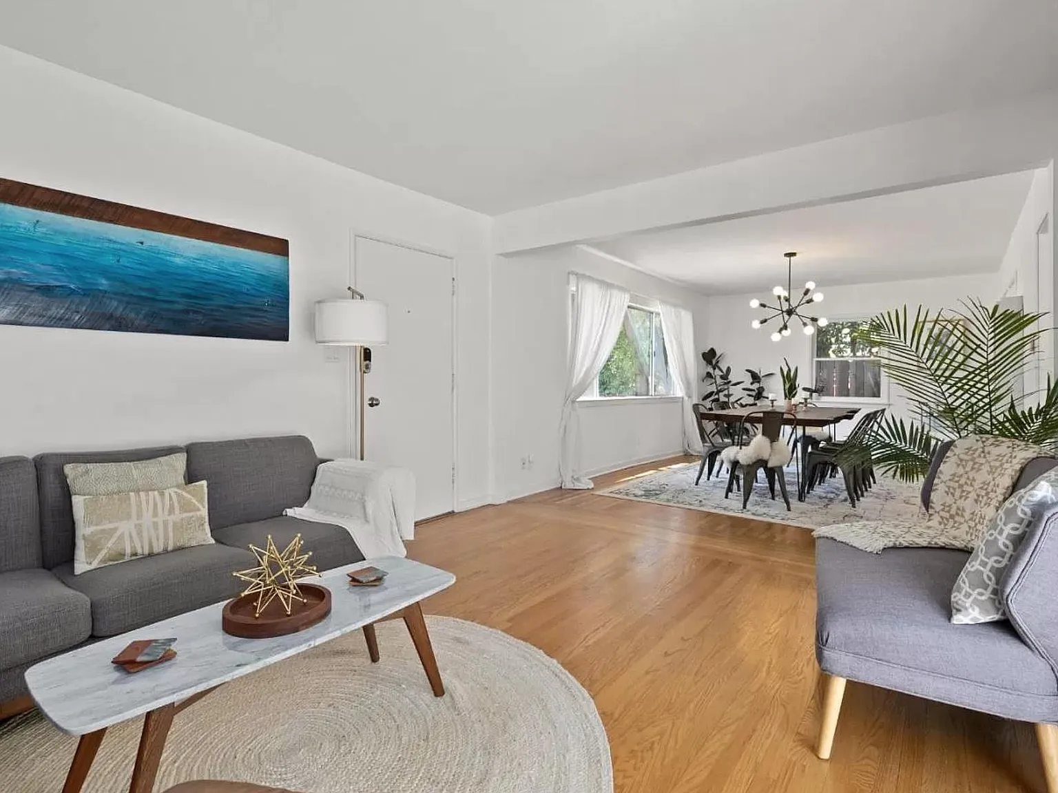 3 bed, 1220 sqft, $4,300 — Photo 3