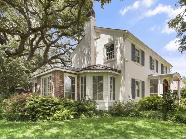 3027 E Lakeshore Dr, Baton Rouge, LA 70808