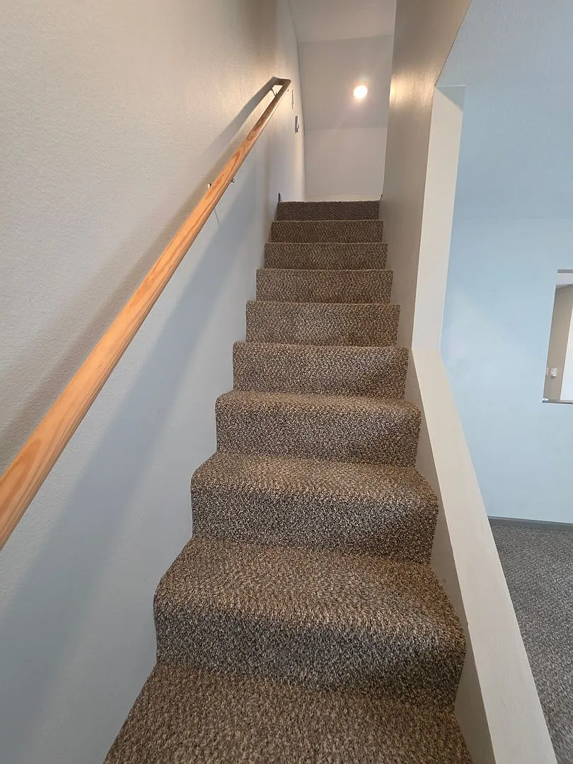 610 NY Ave — Photo 4