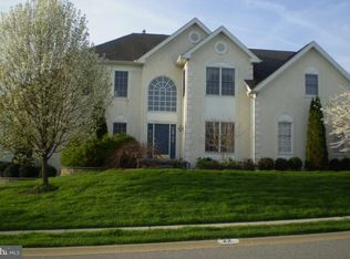 22 Spring Valley Ln, Hockessin, DE 19707