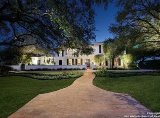 103 Gatewood Ct, Terrell Hills, TX 78209