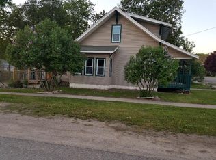 130 S C St, Cheboygan, MI 49721