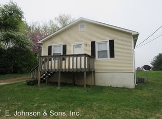 2704 Lovedale Ave, Winston Salem, NC 27127