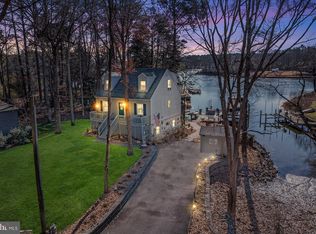 7 Lee Circle St, Kinsale, VA 22488