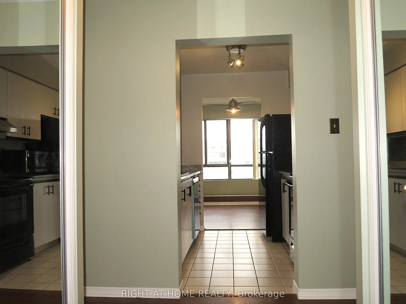 2 bed, $2,000 — Photo 3