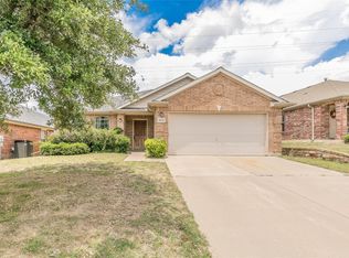 10429 Devin Ln, Fort Worth, TX 76114