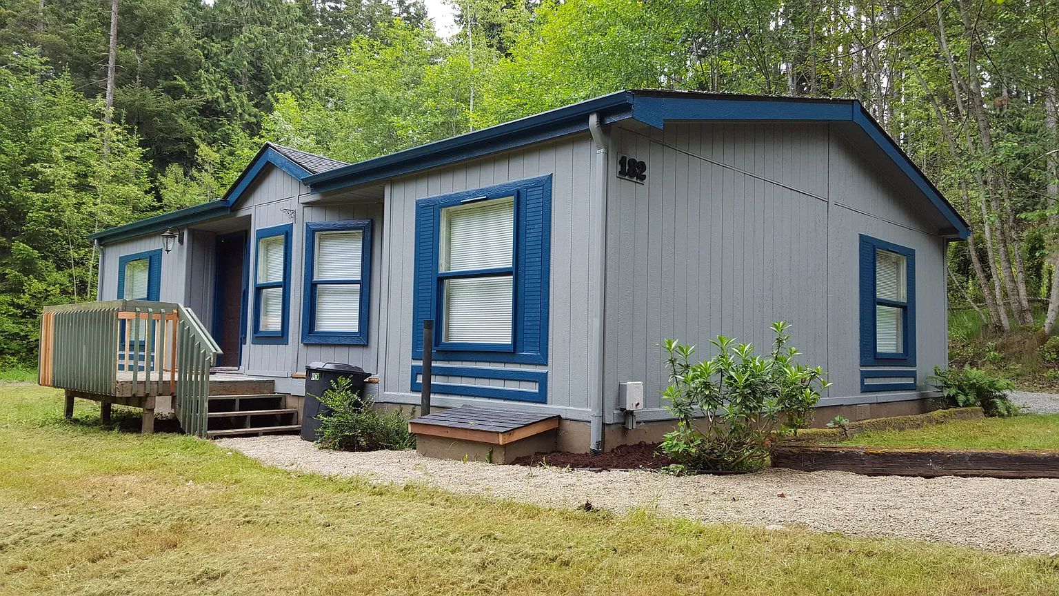 182 Ross Ln photo 1