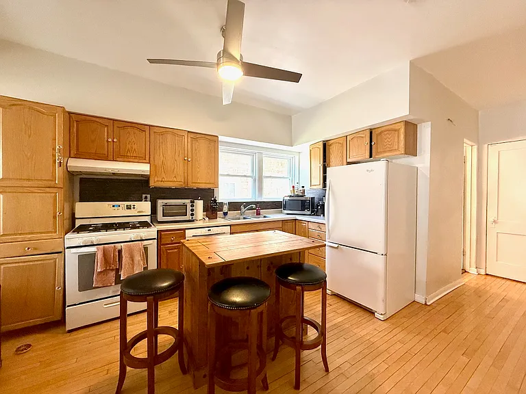 3911 N Spaulding Ave #1 — Photo 4