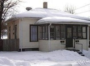 809 W 13th St, Sioux Falls, SD 57104