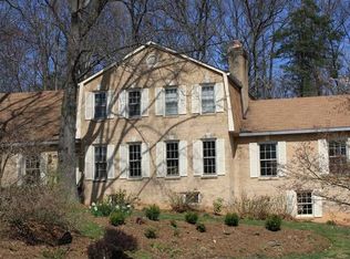 12216 Lake James Dr, Herndon, VA 20171