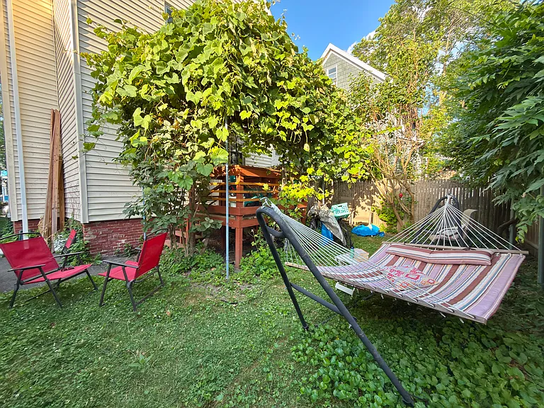 18 Radcliffe Rd #2 — Photo 13