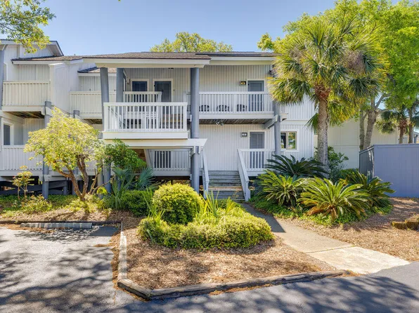 14 Lagoon Rd, Isle Of Palms, SC 29451