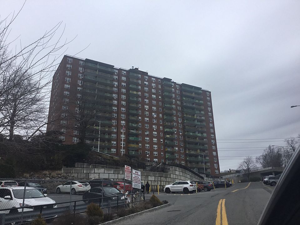 1st image of 1853 Central Park Ave APT 5L