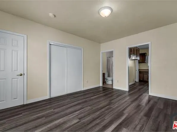 1120 1/4 E 69th St, Los Angeles, CA 90001