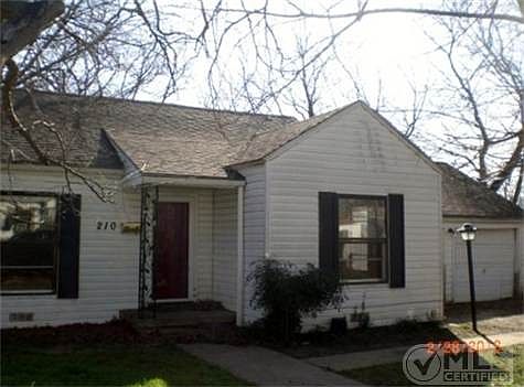 1st image of 210 NE 32nd St