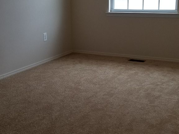 5th image of 63 Beacon Ln #146B