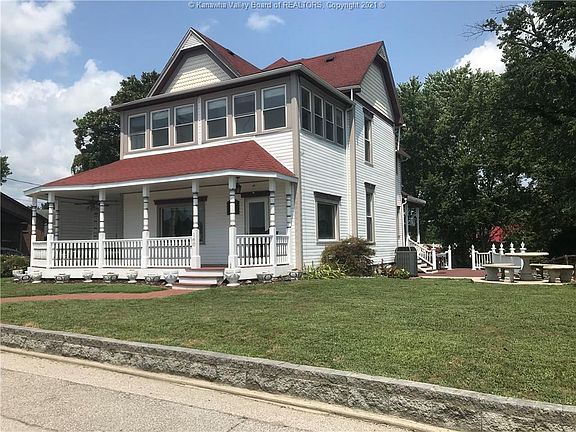 4th image of 160 Sunset Dr
