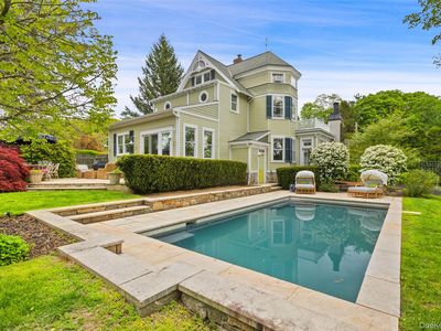 42 Mountain Avenue, Mount Kisco, NY, 10549