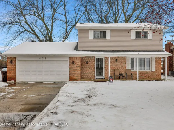 428 Farmstead Ln, Lansing, MI 48917
