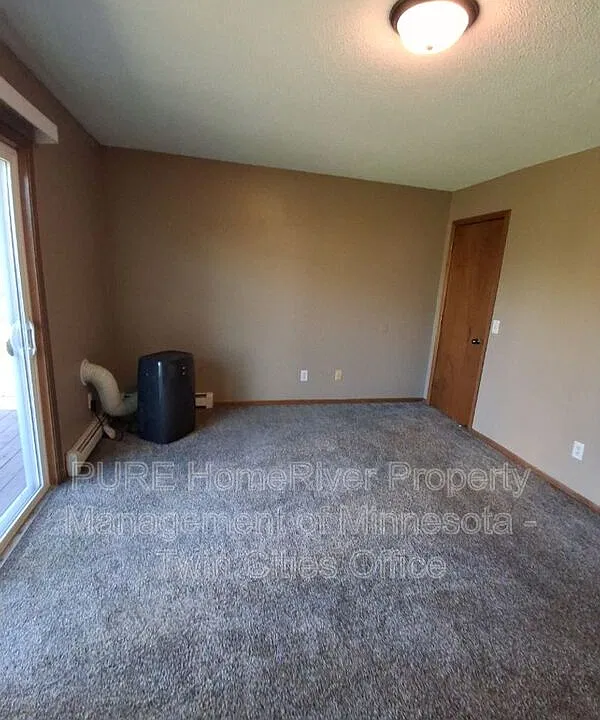 3378 Upper 149th St W