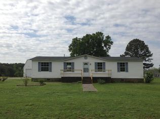 306 E Pitt St, Pinetops, NC 27864