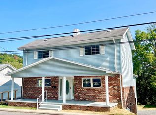 524 Camden Ave, Monongah, WV 26554