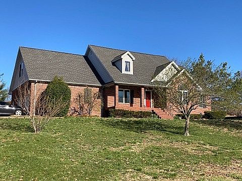 1st image of 205 White Oak Ln